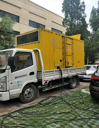 铁锋发电车出租-柴油发电机组排烟系统设计要求及其考虑因素