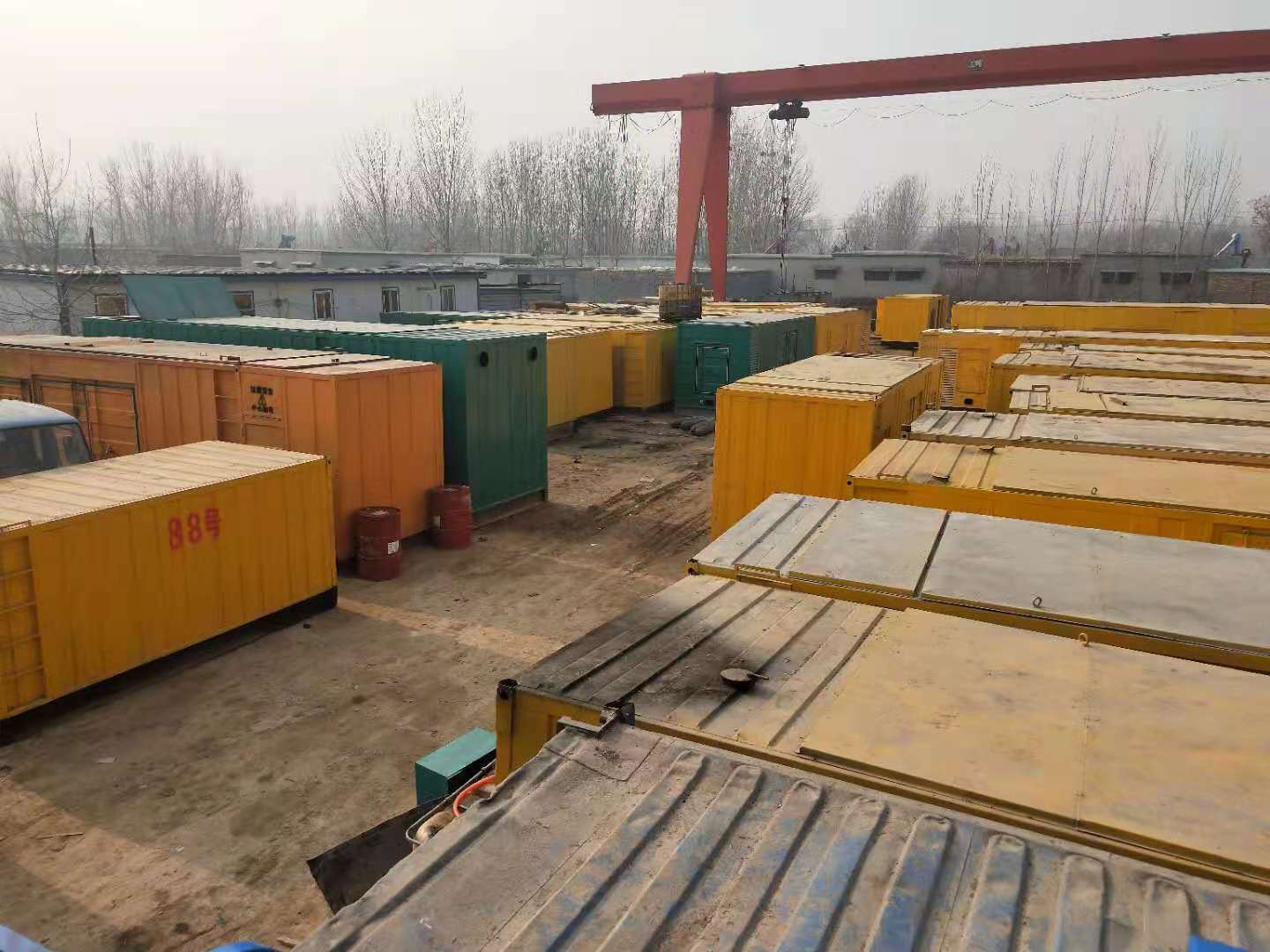 铁锋租赁发电机-灰尘、风沙对柴油发电机组造成哪些不良影响？