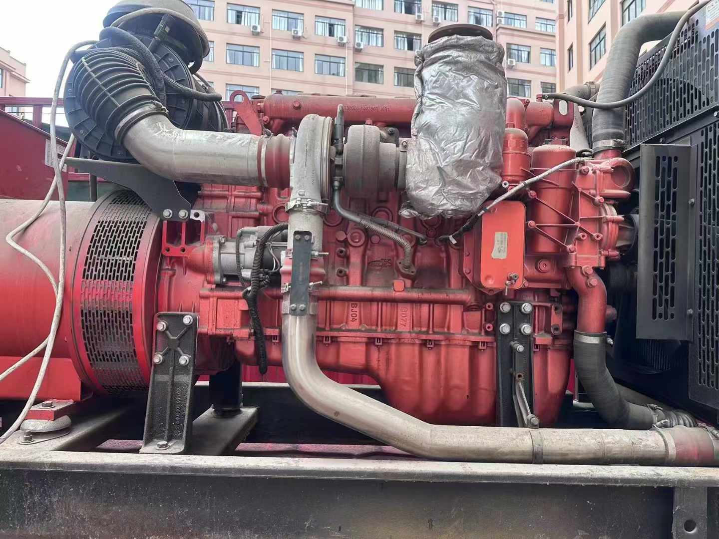 铁锋如何选择适合 600kW 柴油发电机组的过载保护器？